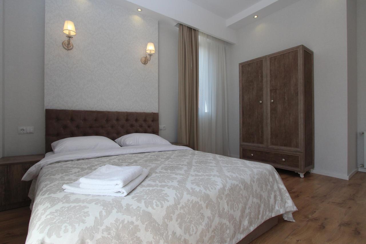 New Apartment In Old Tbilisi Buitenkant foto