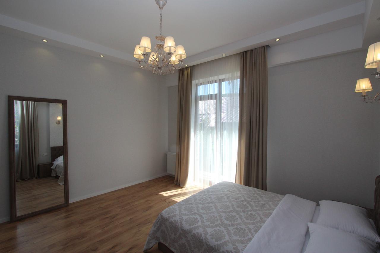 New Apartment In Old Tbilisi Buitenkant foto